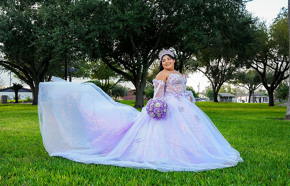 AYLEEN-32