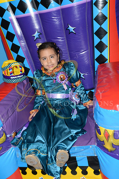 J12_6490