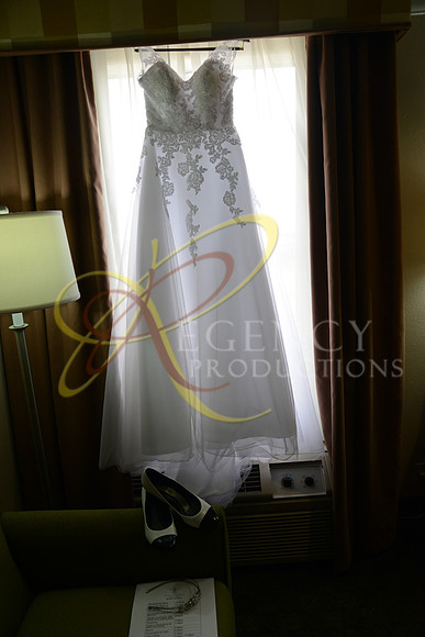 J12_6077
