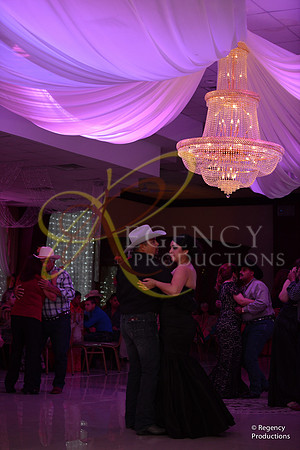 J12_6767