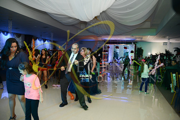 J12_5409