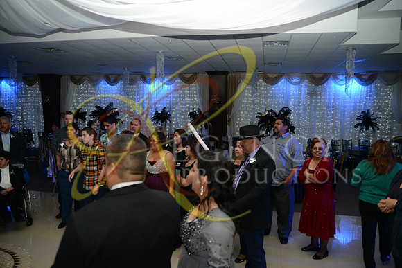 J12_5485