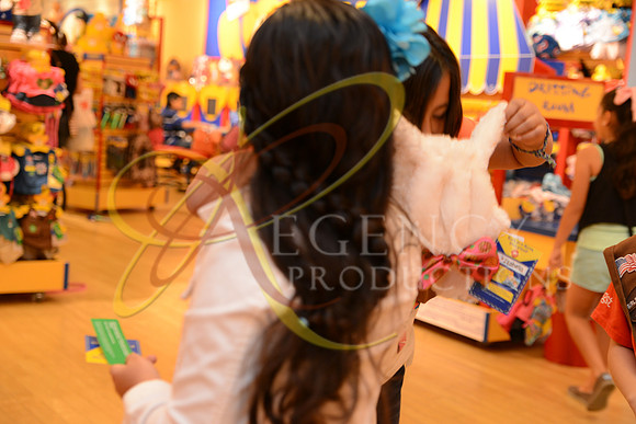 J12_6457